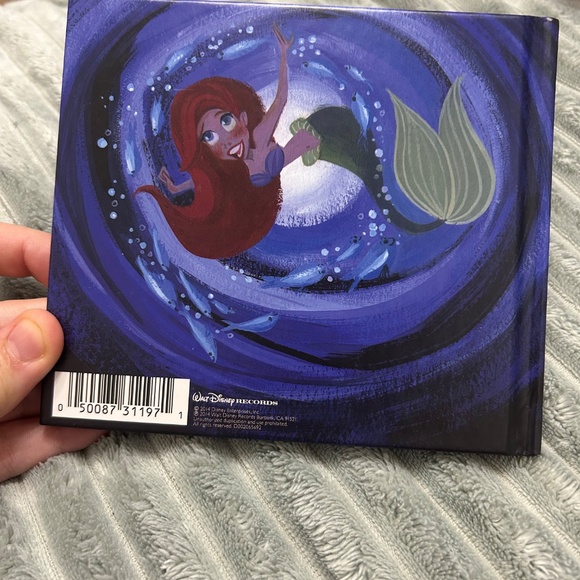 Walt Disney Records: The Legacy Collection Little Mermaid - Picture 9 of 9
